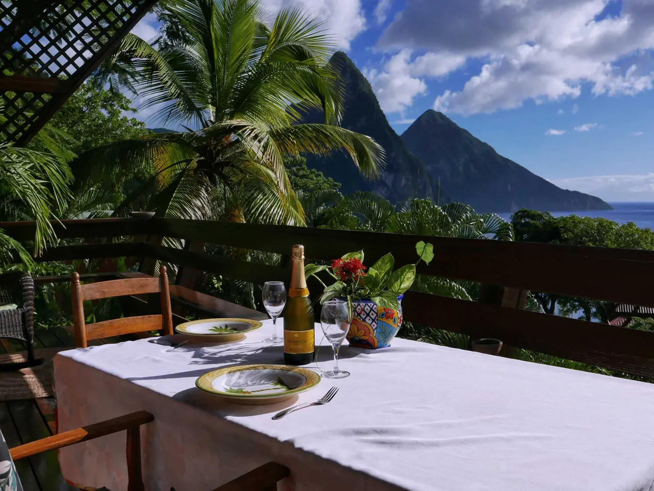 Treehouse Hideaway Villas