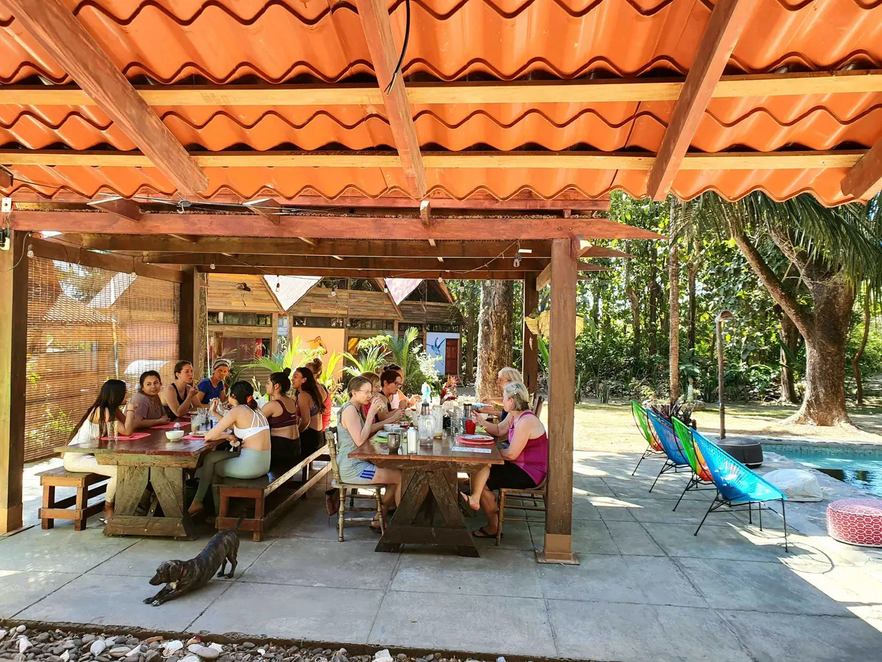 Cabuya Lodge
