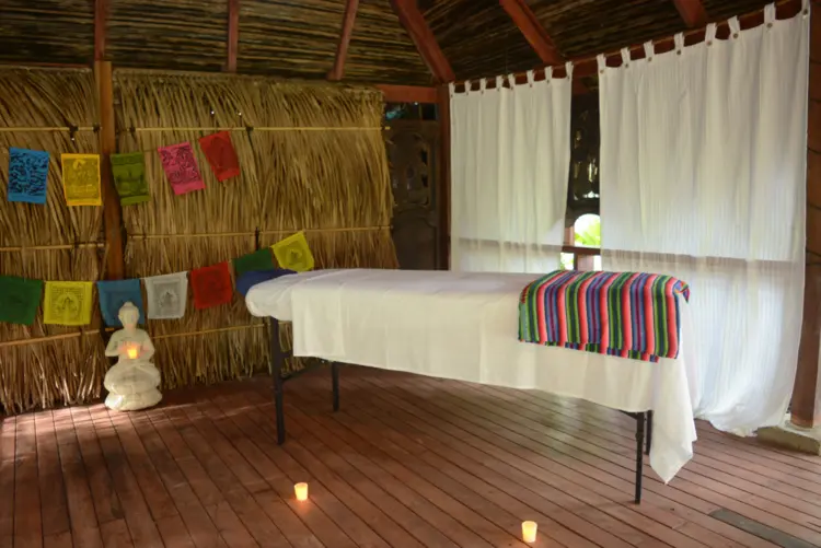 Cabuya Lodge