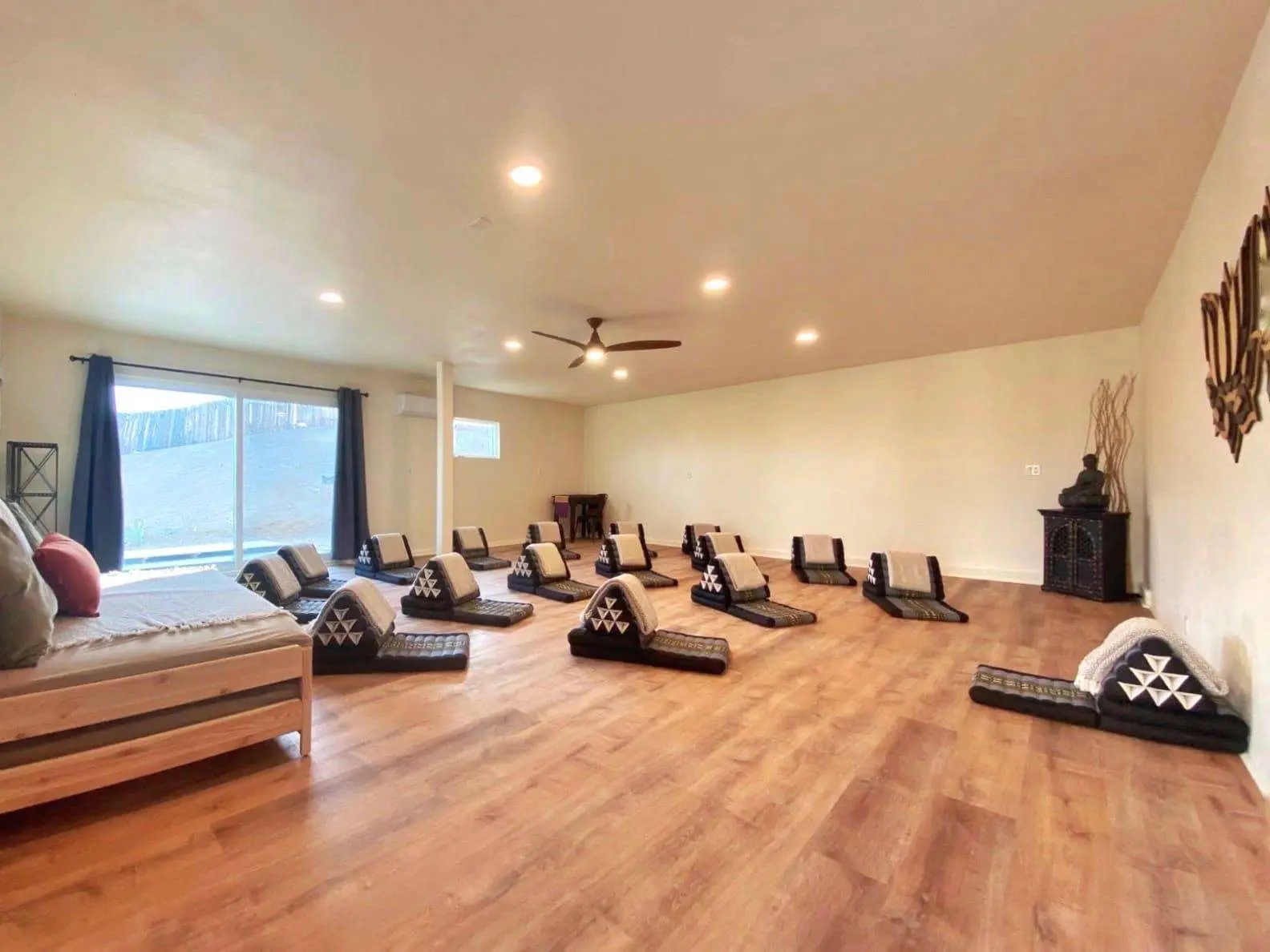 Yoga / Recreation Room image 2