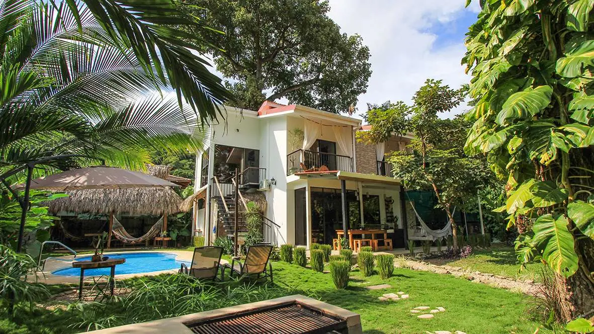 El Chante Surf House