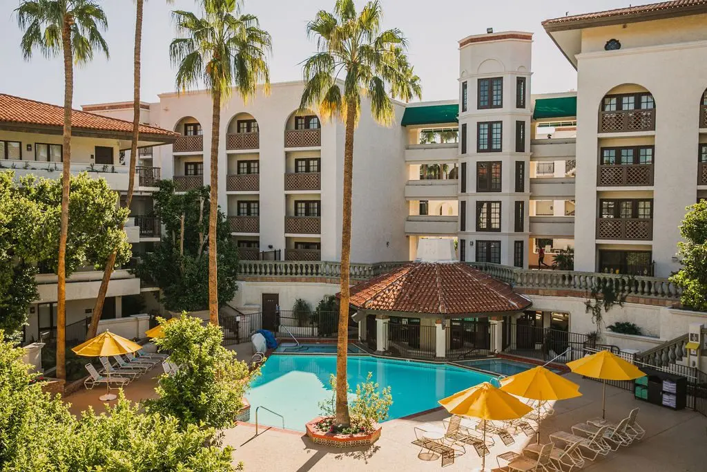 Arizona Grand Resort
