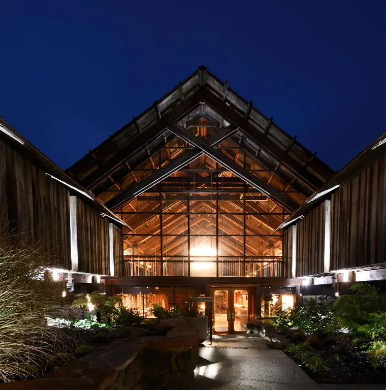 Timber Cove Resort