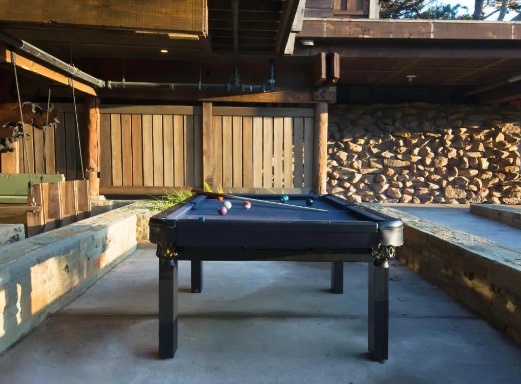 Timber Cove Resort