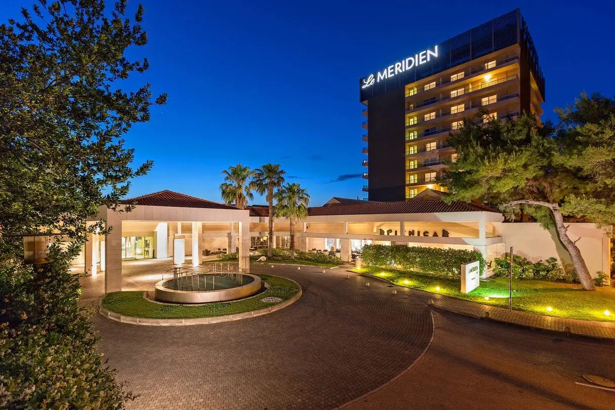 Le Meridien Lav
