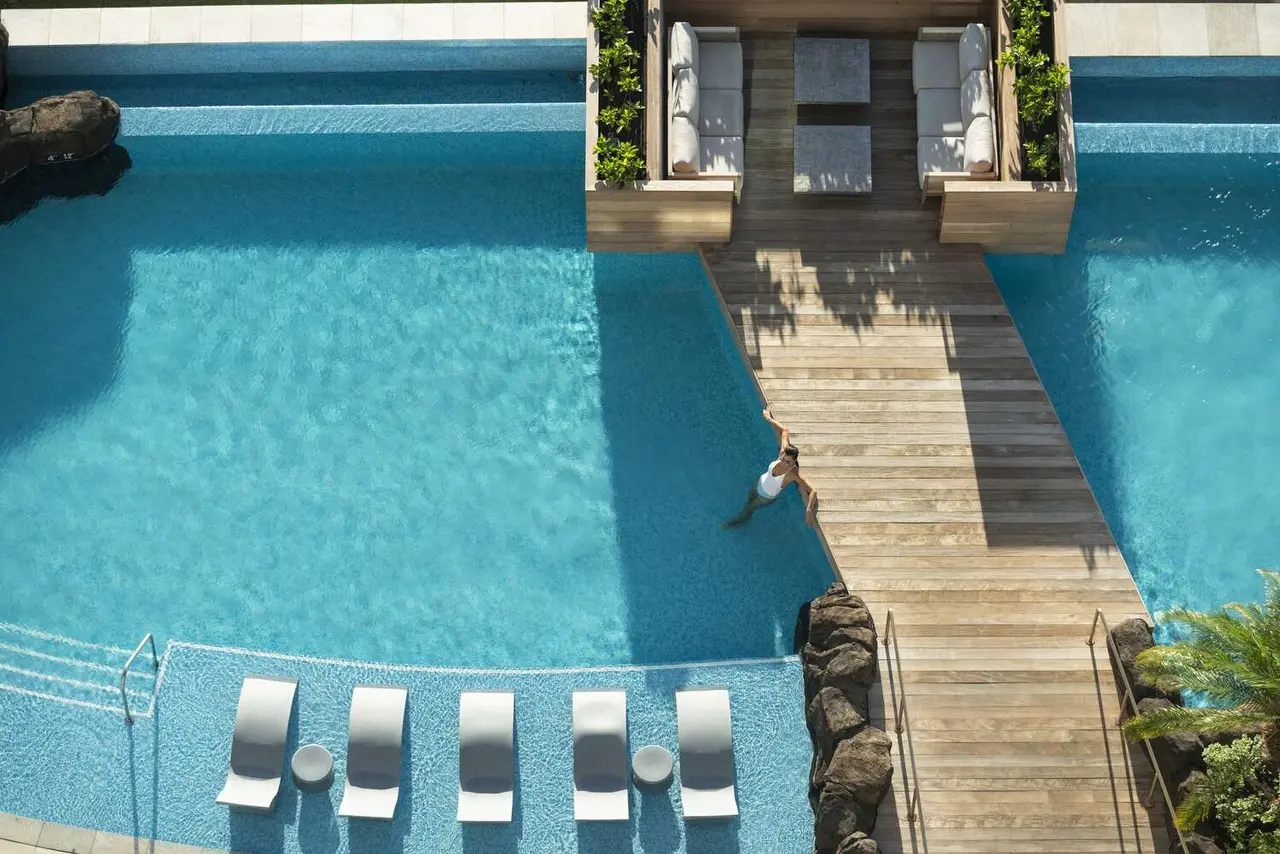 The Ritz-Carlton Residences, Waikiki Beach