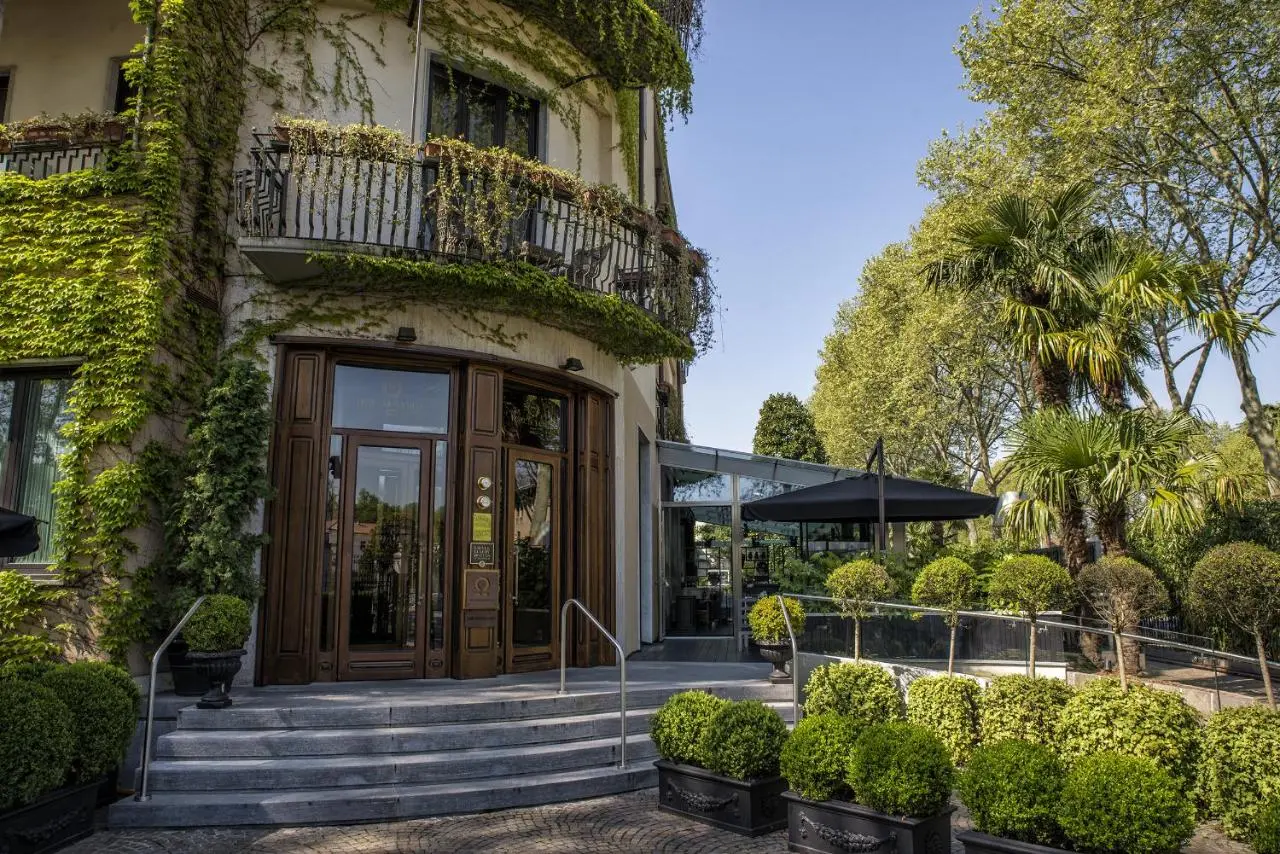 Venue cover photo