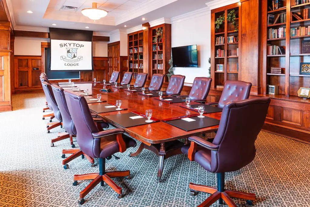 Executive Conference Center image 5