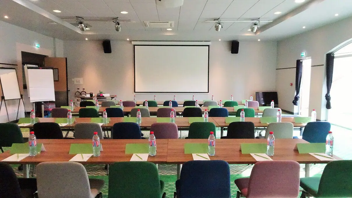 26 Adjustable Rooms image 1