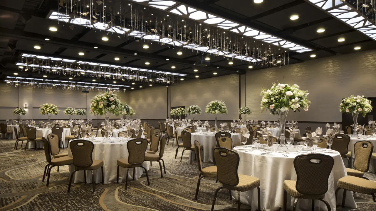 The Inverness Denver, a Hilton Golf & Spa Resort