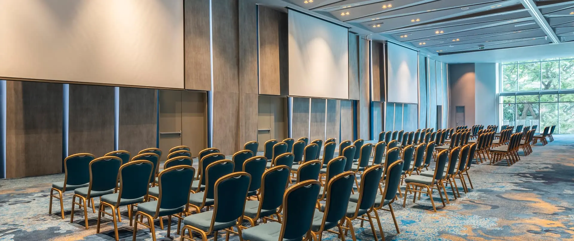 Sky Bar Meeting Room image 1