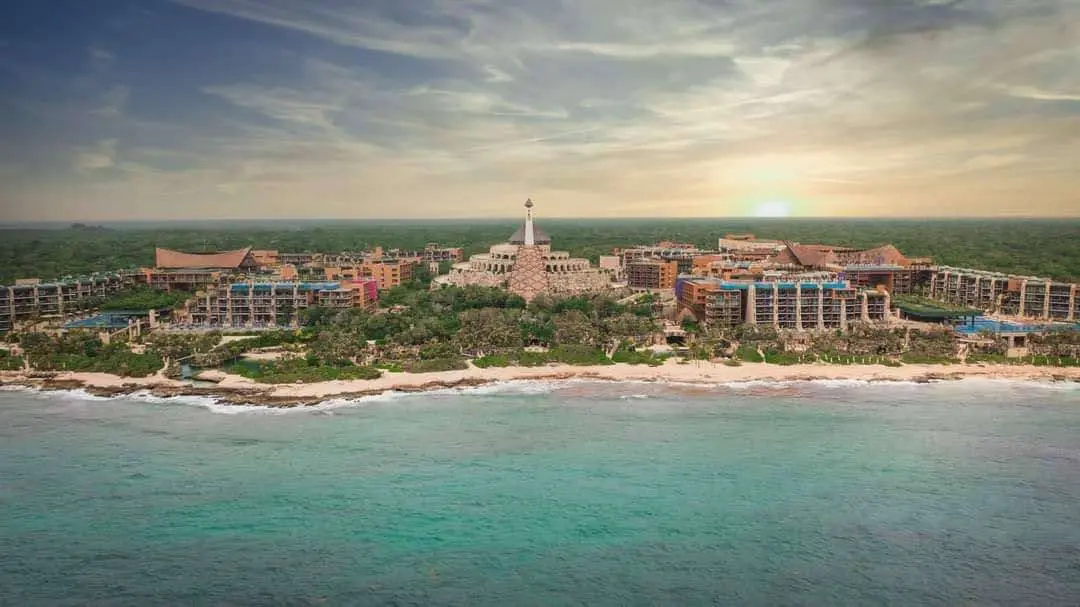Hotel Xcaret Arte