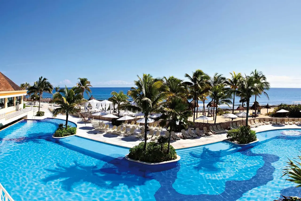 Bahia Principe Luxury Akumal