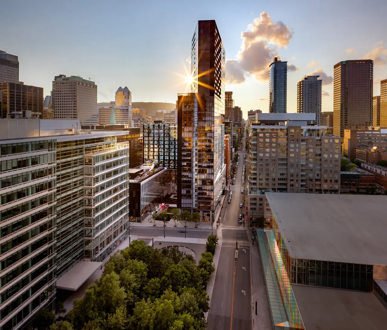 Humaniti Hotel Montreal, Autograph Collection