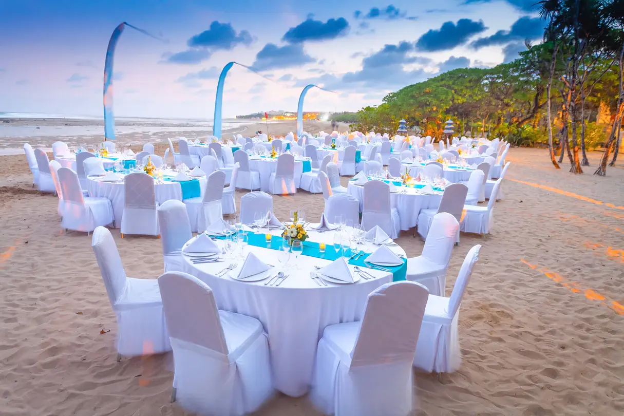 Beach Banquet image 3