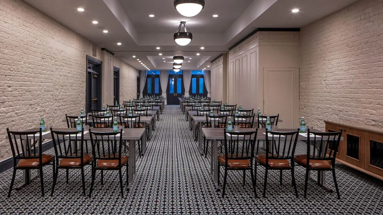 The Holdrook image 6