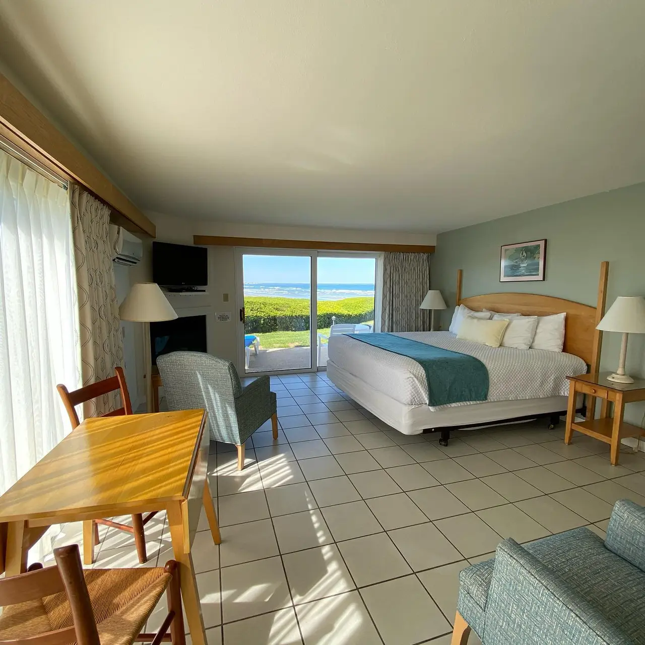 Beachmere Inn