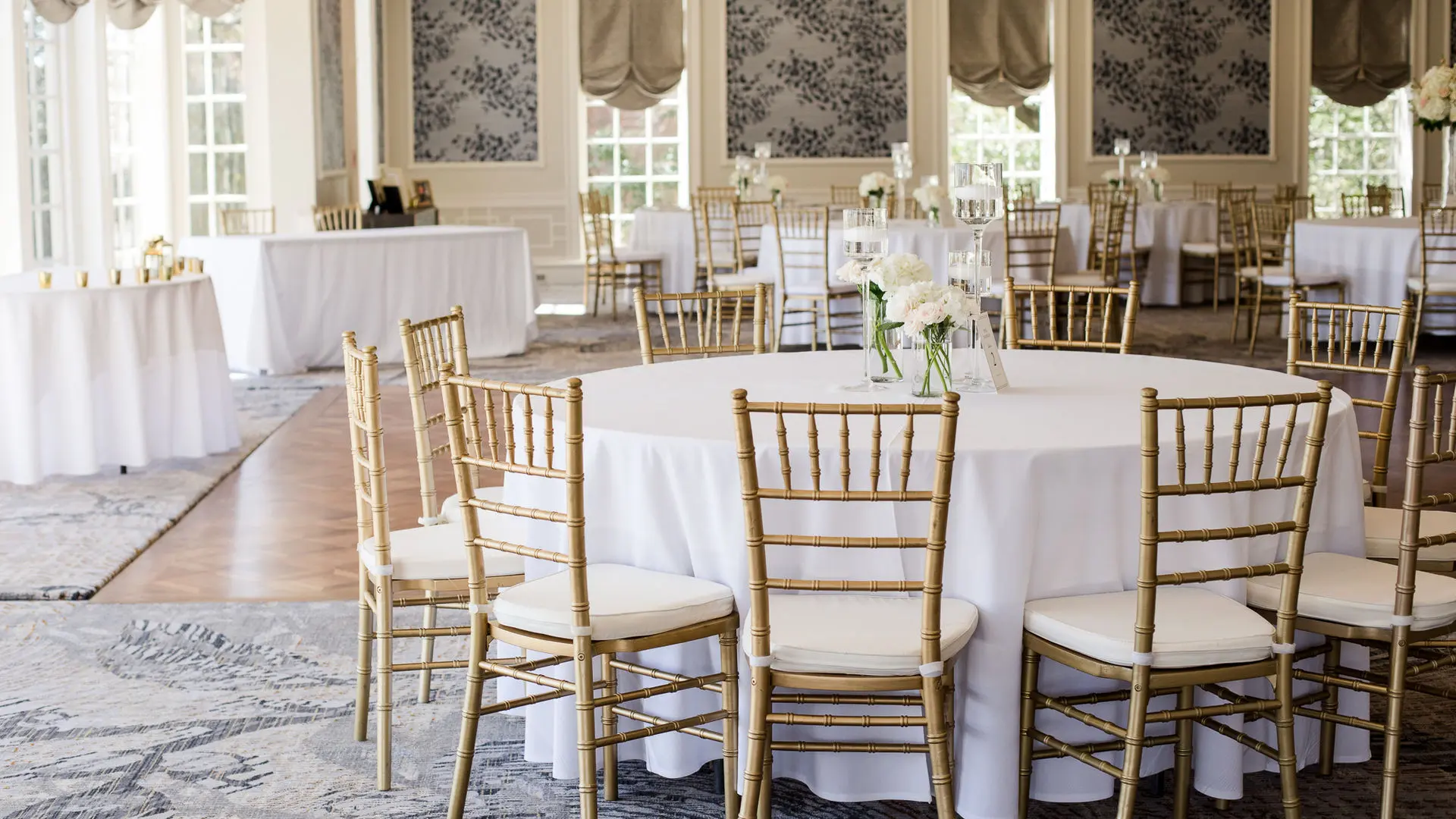 Regency Room image 2