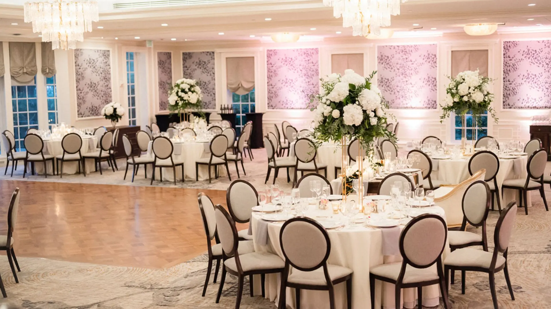 Regency Room image 1