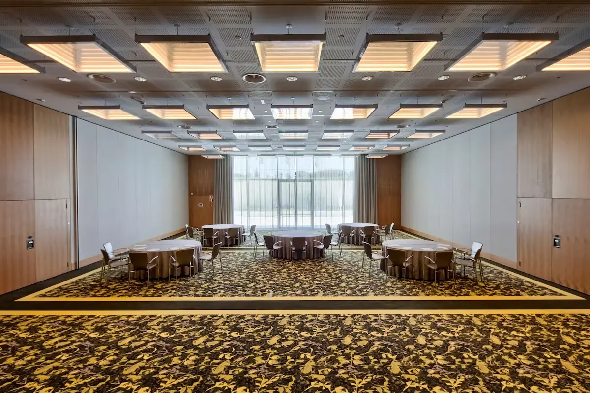 Pacific Room image 1