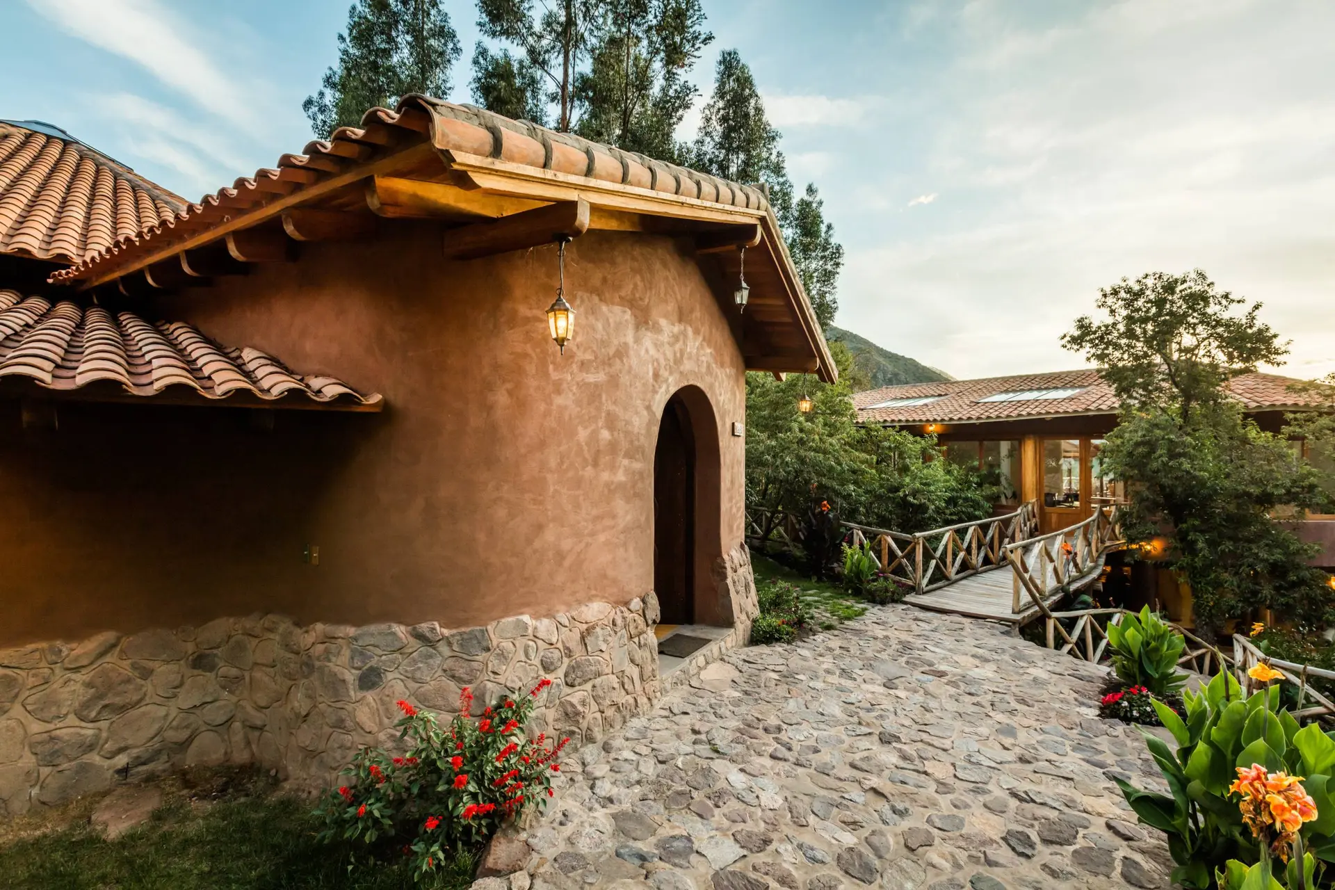 Munay Sonqo Mesa Temple image 1