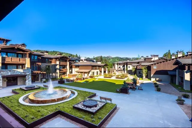 The Chateaux Deer Valley
