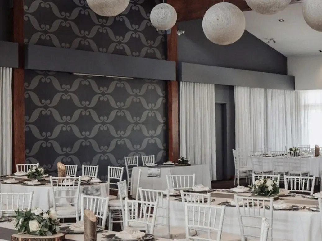 Phoenix Room image 4