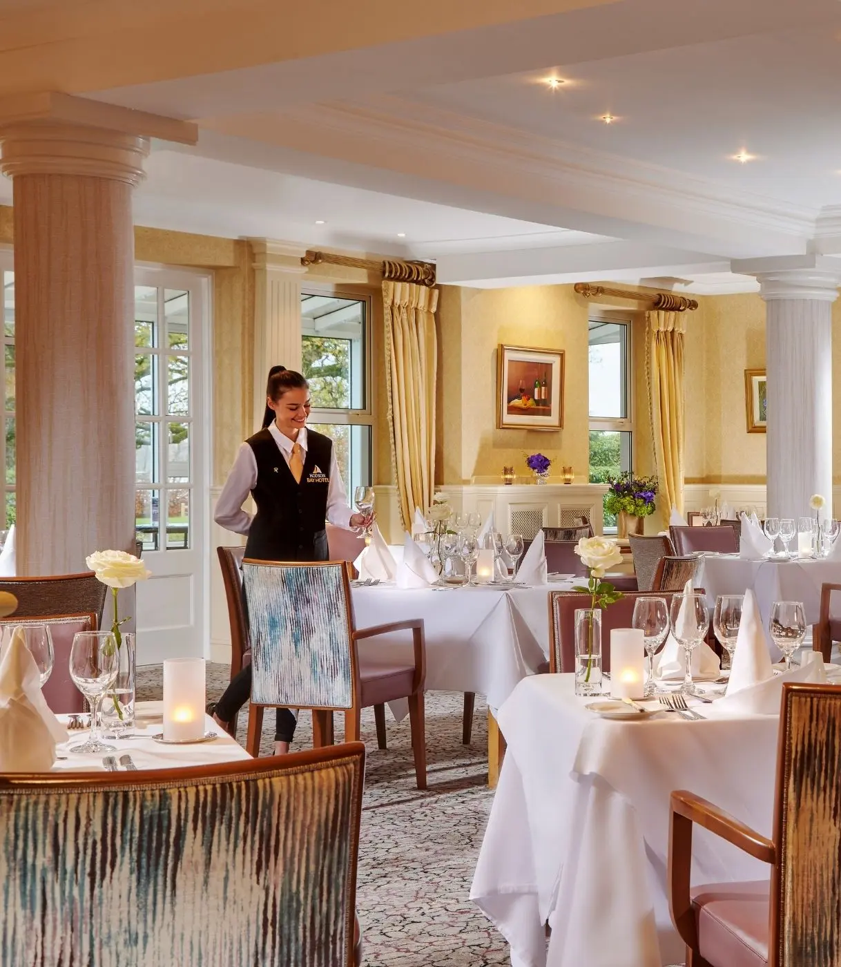 Hodson Bay Hotel