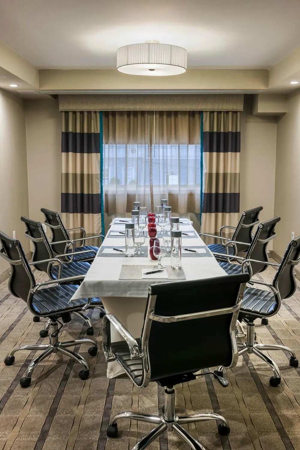 Boardroom image 1