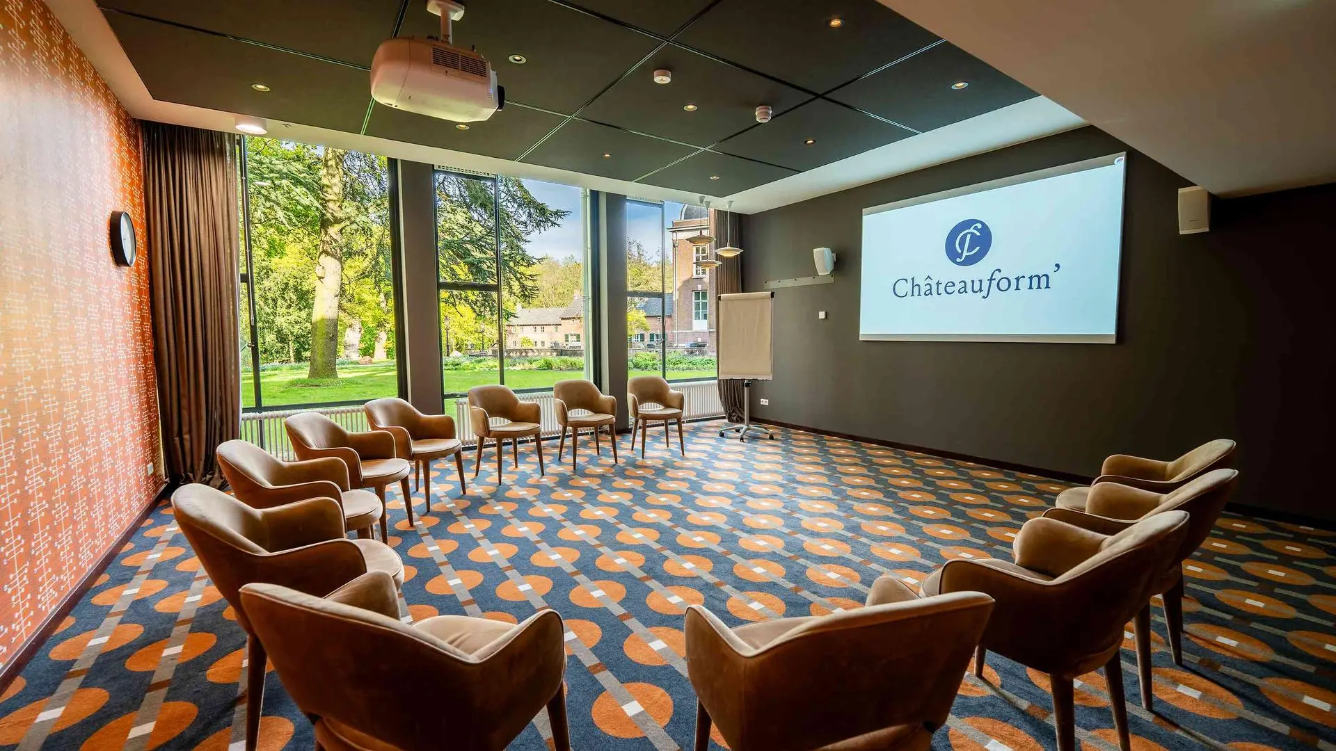 Meeting rooms image 2