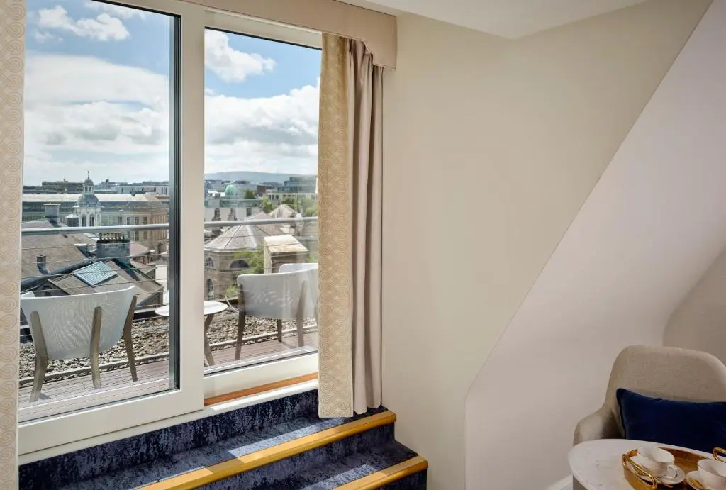 The College Green Hotel Dublin, Autograph Collection