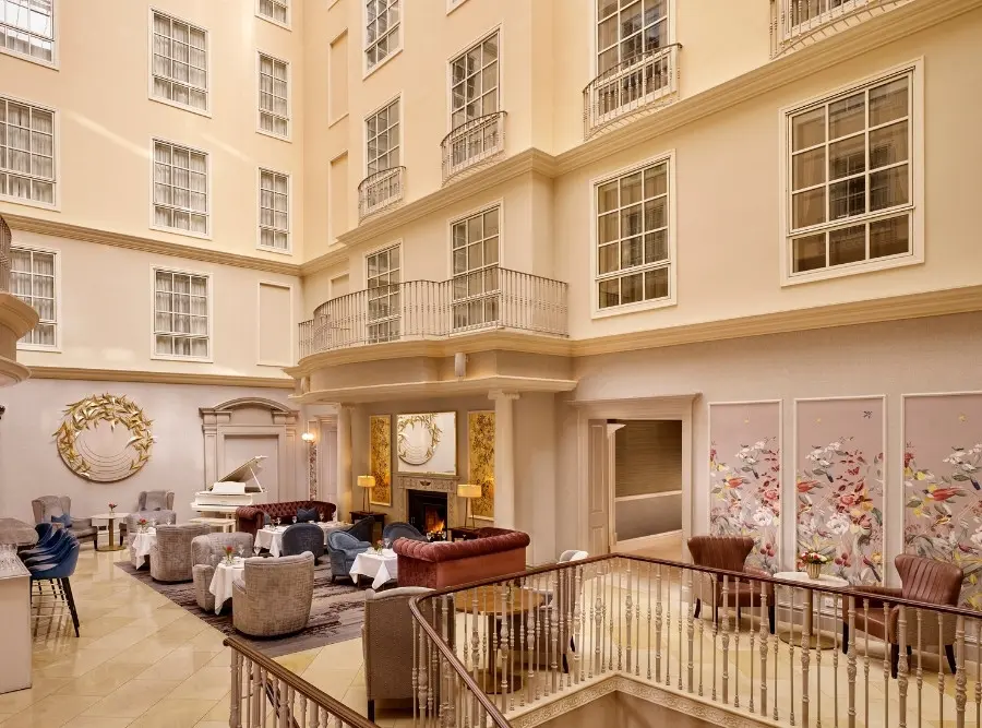 The College Green Hotel Dublin, Autograph Collection