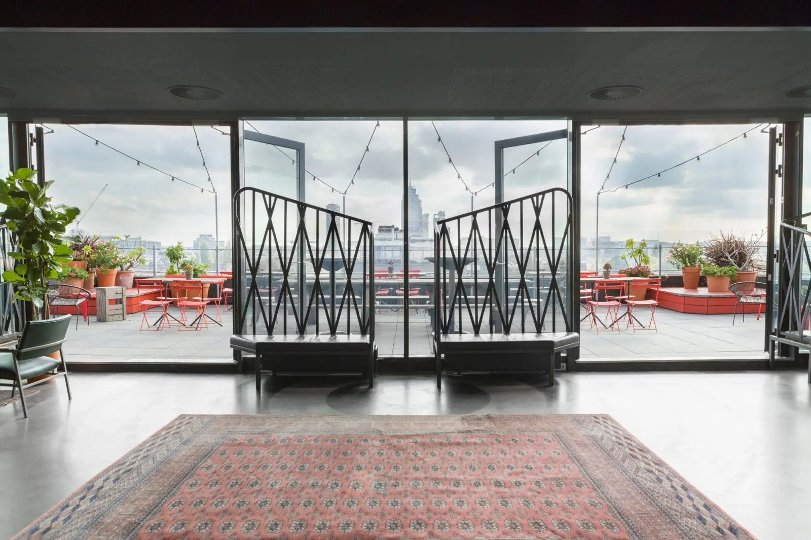 Klein Canvas image 5