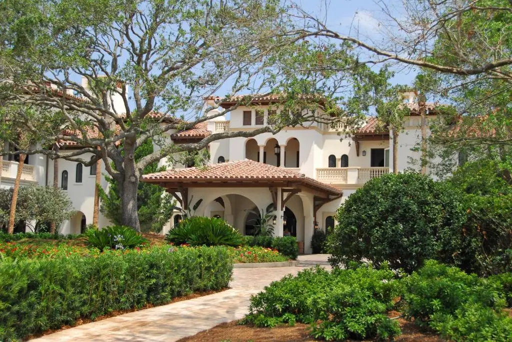 Sea Island - The Cloister