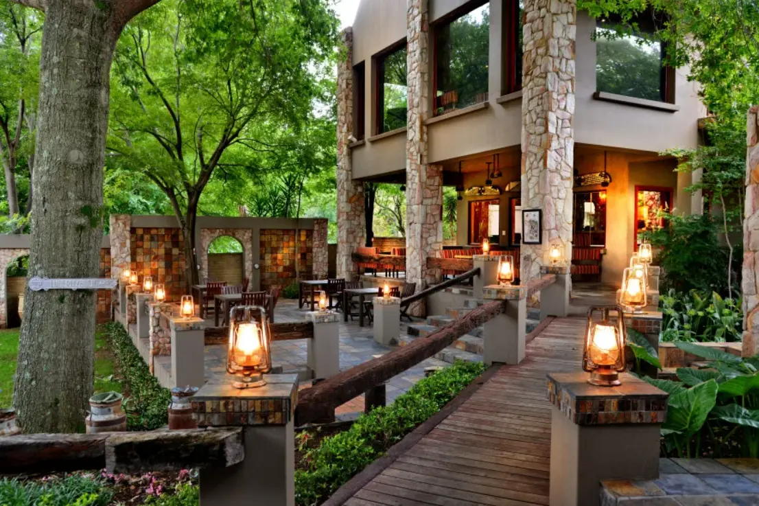 Africlassic River Lodge
