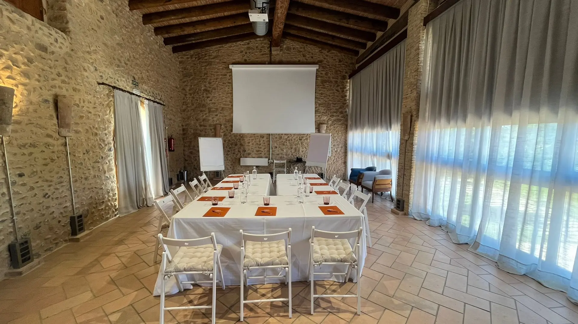 Tramuntana Lounge image 2