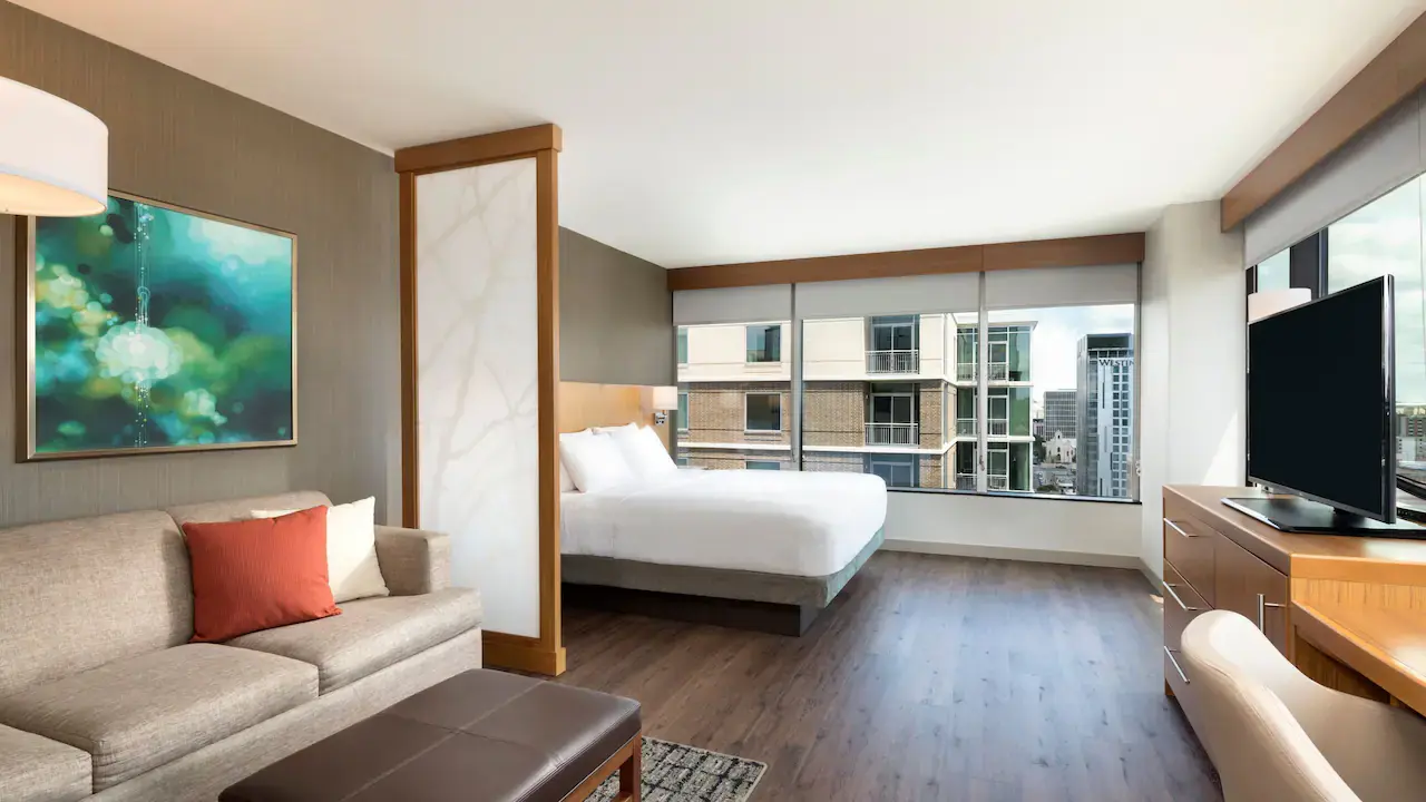 Hyatt Place Austin Downtown