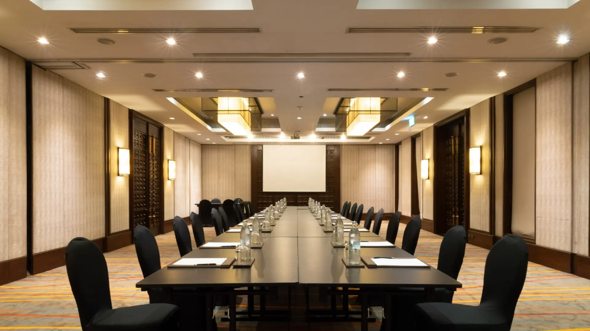 Andaman Meeting Room image 2