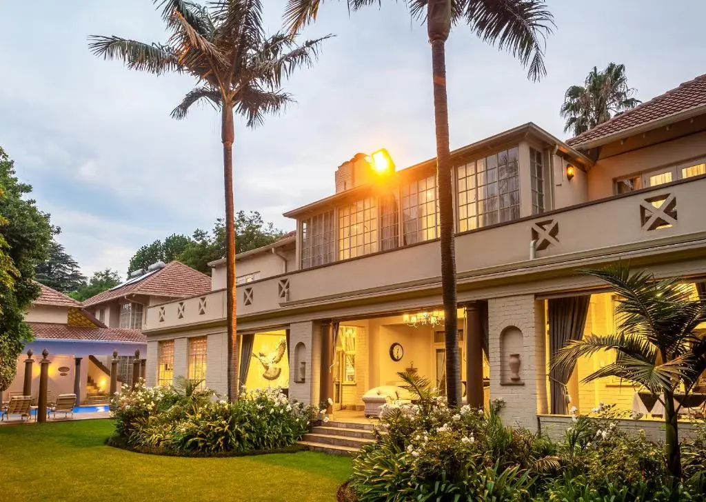 10 2nd Avenue Boutique Hotel