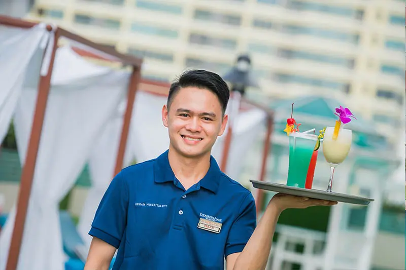 Outdoor Swimming Pool image 2