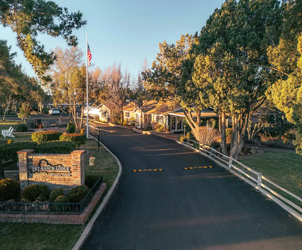 Sky Ranch Lodge