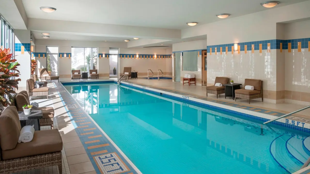 Vancouver Marriott Pinnacle Downtown Hotel
