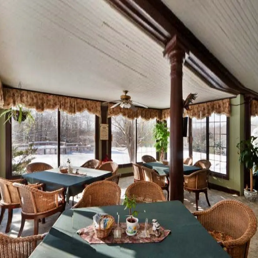 Inn at Lake Joseph