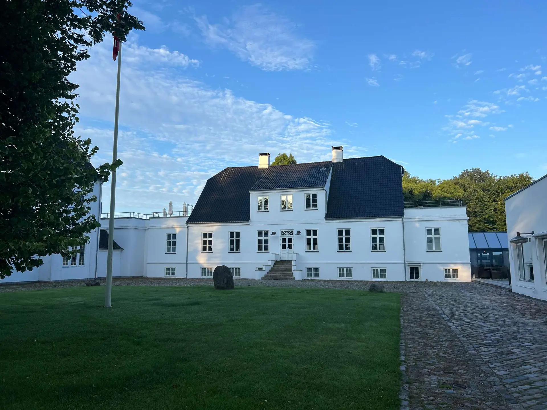 Venue cover photo