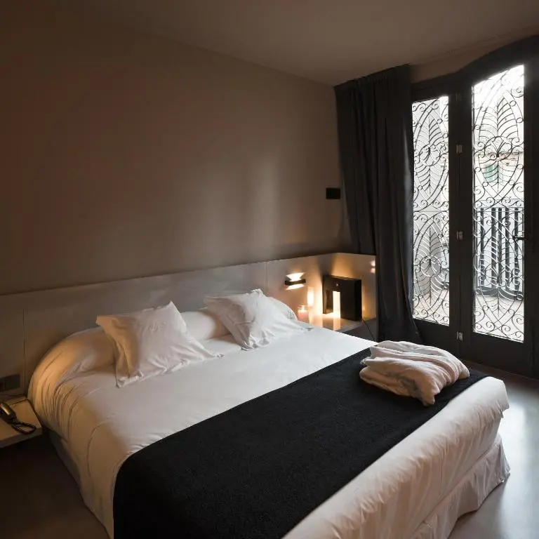 Caro Hotel