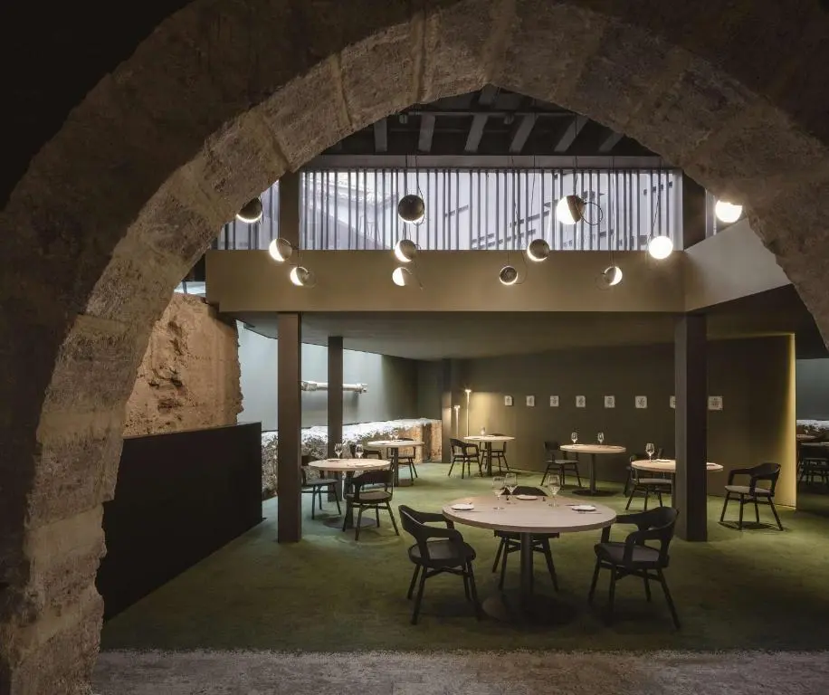 Caro Hotel