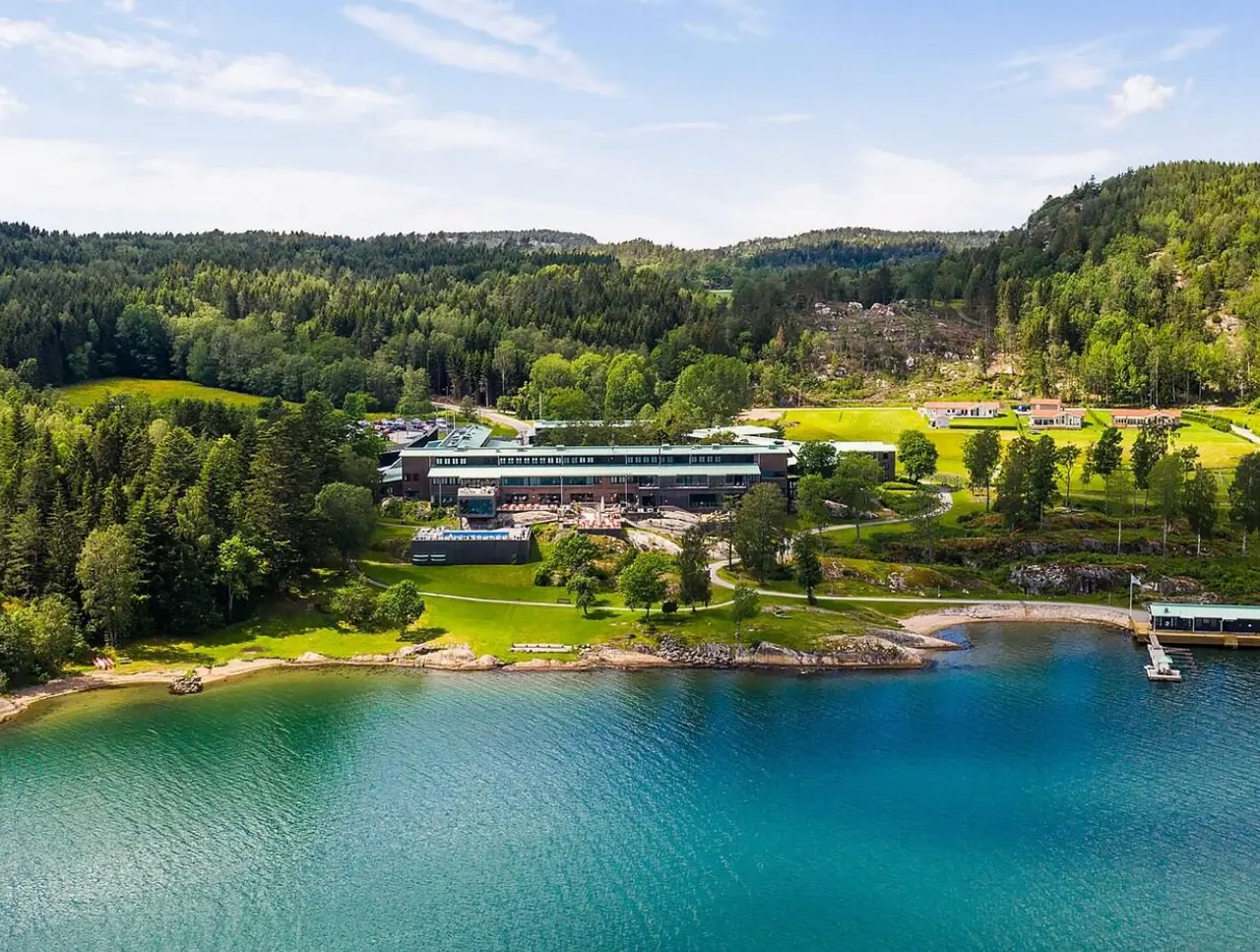 Vann Spa Hotel and Conference