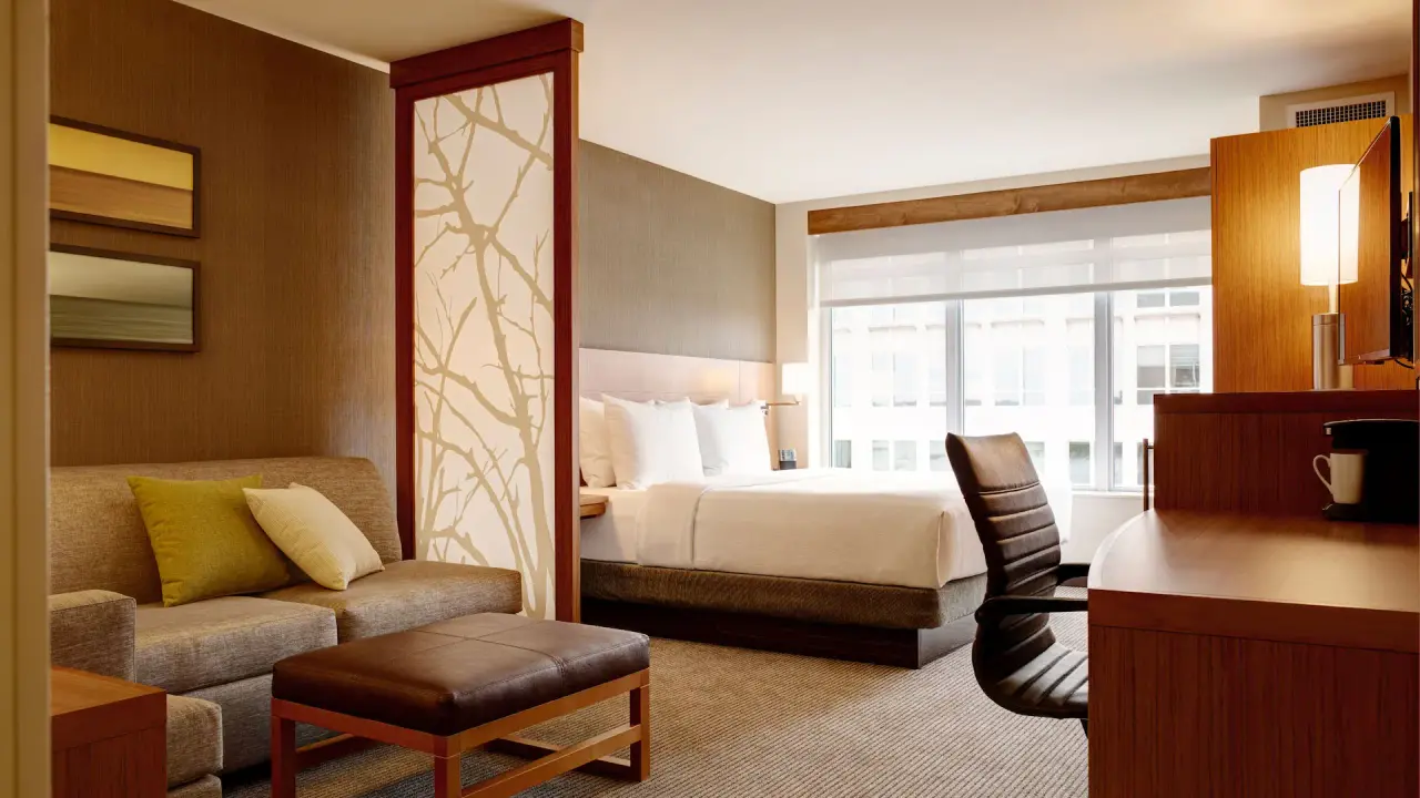 Hyatt Place Arlington Courthouse Plaza