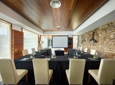 Small Meeting Room image 2