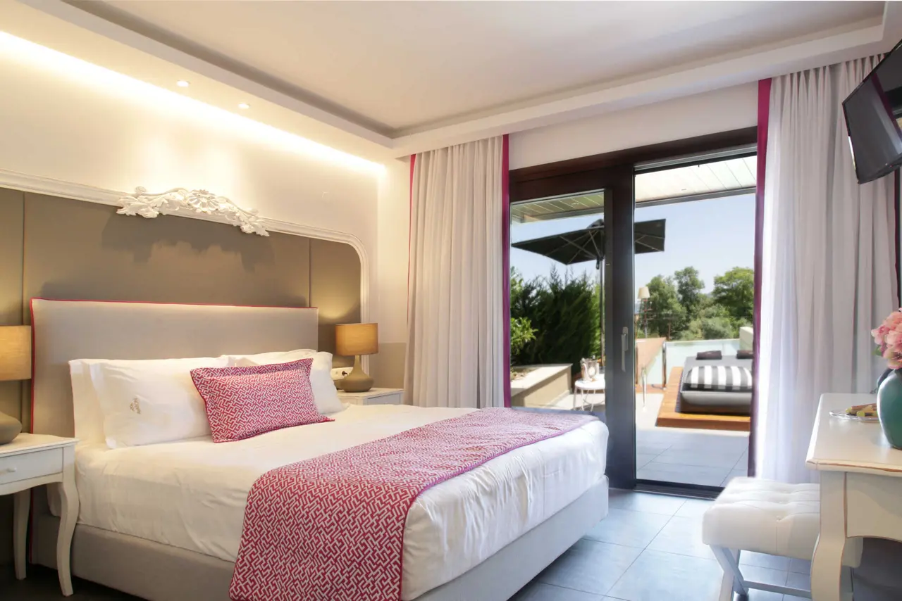 Avaton Luxury Beach Resort - Relais & Châteaux